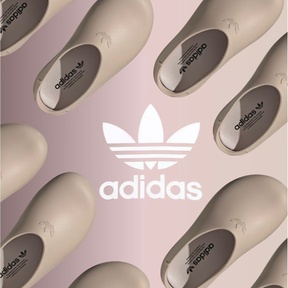 Adidas AdiFom STAN SMITH MULE SHOES SIZE 7 - Picture 1 of 8